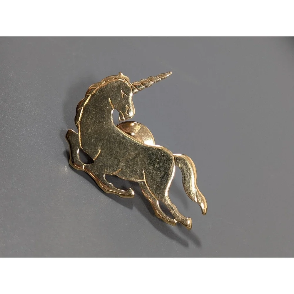 Avon vintage unicorn